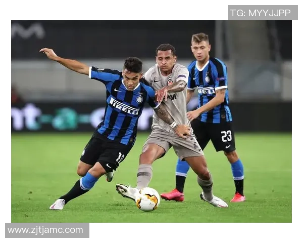 2010年欧冠经典对决国米逆转热刺重燃足球激情的传奇时刻 2010年欧冠经典对决国米逆转热刺重燃足球激情的传奇时刻